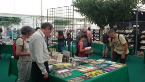 Fira del llibre ebrenc a mora debre foto 2